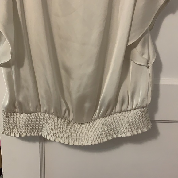 Off-white/creme colored top - Picture 6 of 12